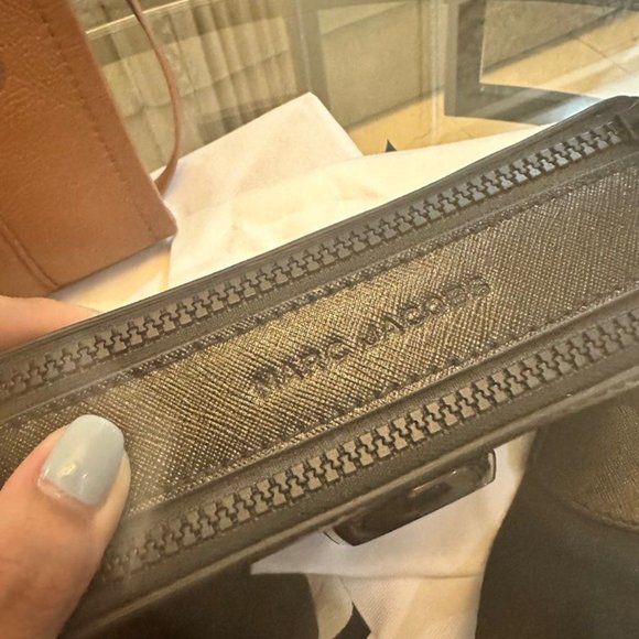 Authentic Marc Jacobs Snapshot Shoulder Bag